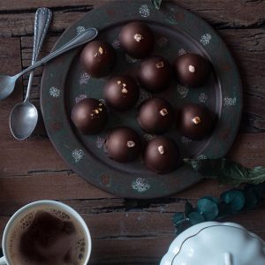 surtido bombones chocolate con licor anima dulcis